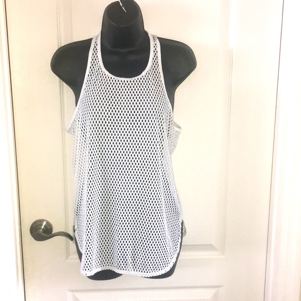 Woman’s mesh tank top
